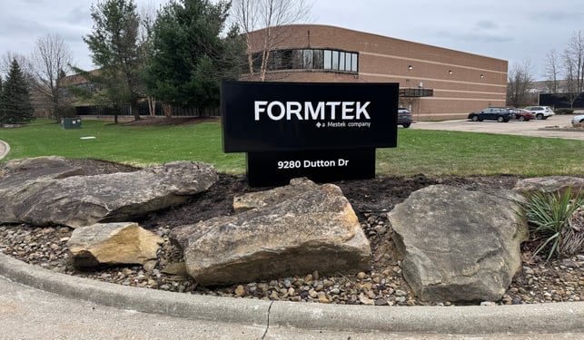 Formtek-new-building-sign-IMG_2539