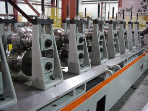 heavy-duty-roll-forming-machine-for-structural-rail-components_1207
